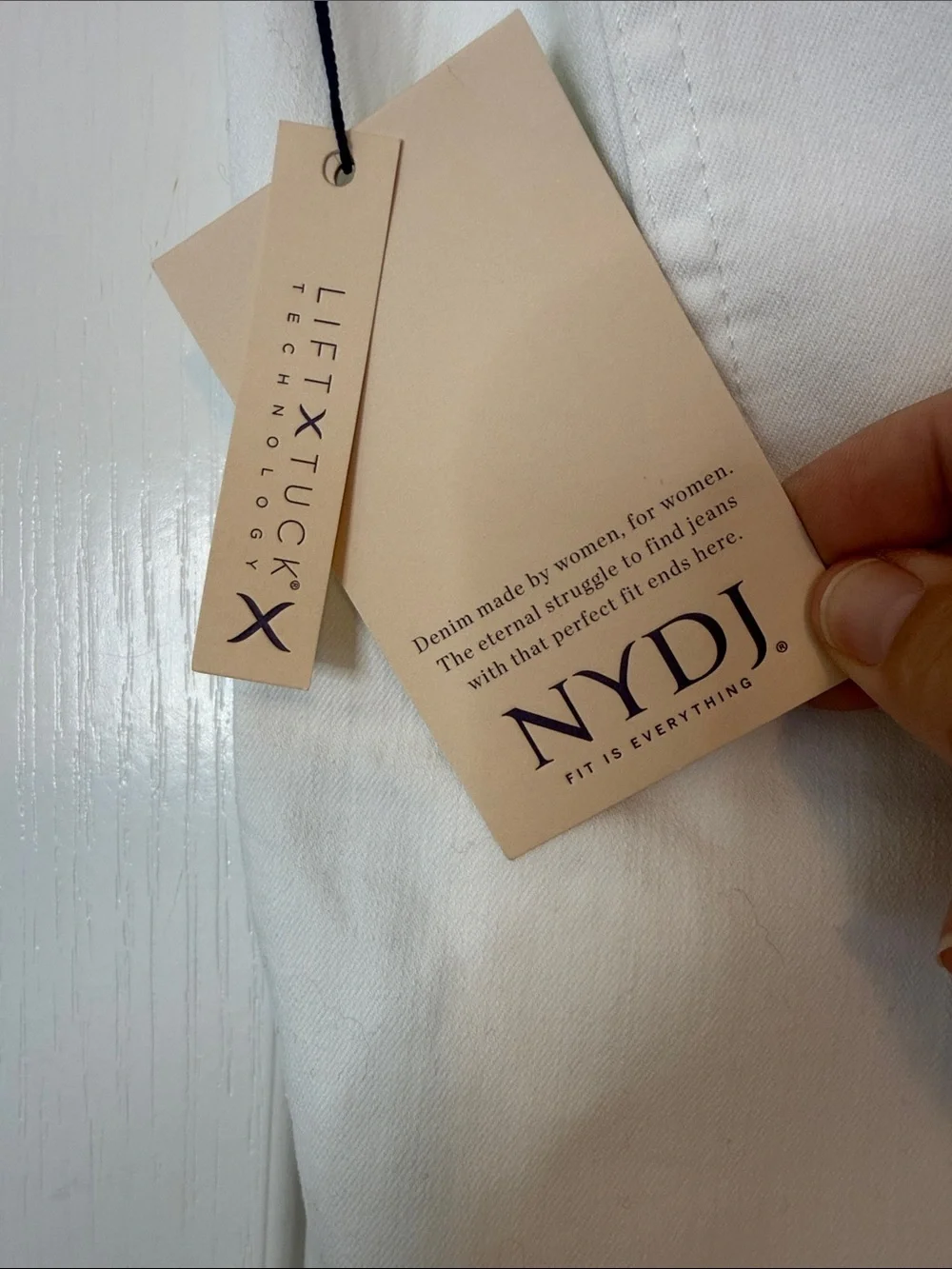 NYDJ Ella Shorts with Side Slits Optic White Size 14W